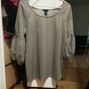 BCBG Size L Blouse